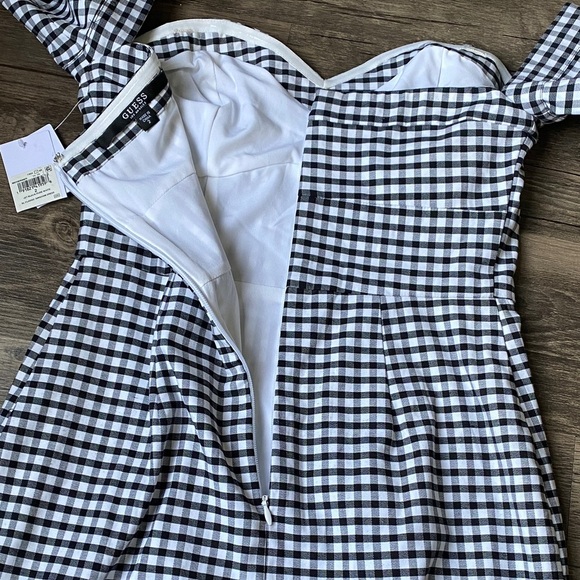 NWT Guess Women’s Gingham Off-Shoulder Mini Dress Size 2 - Picture 4 of 7